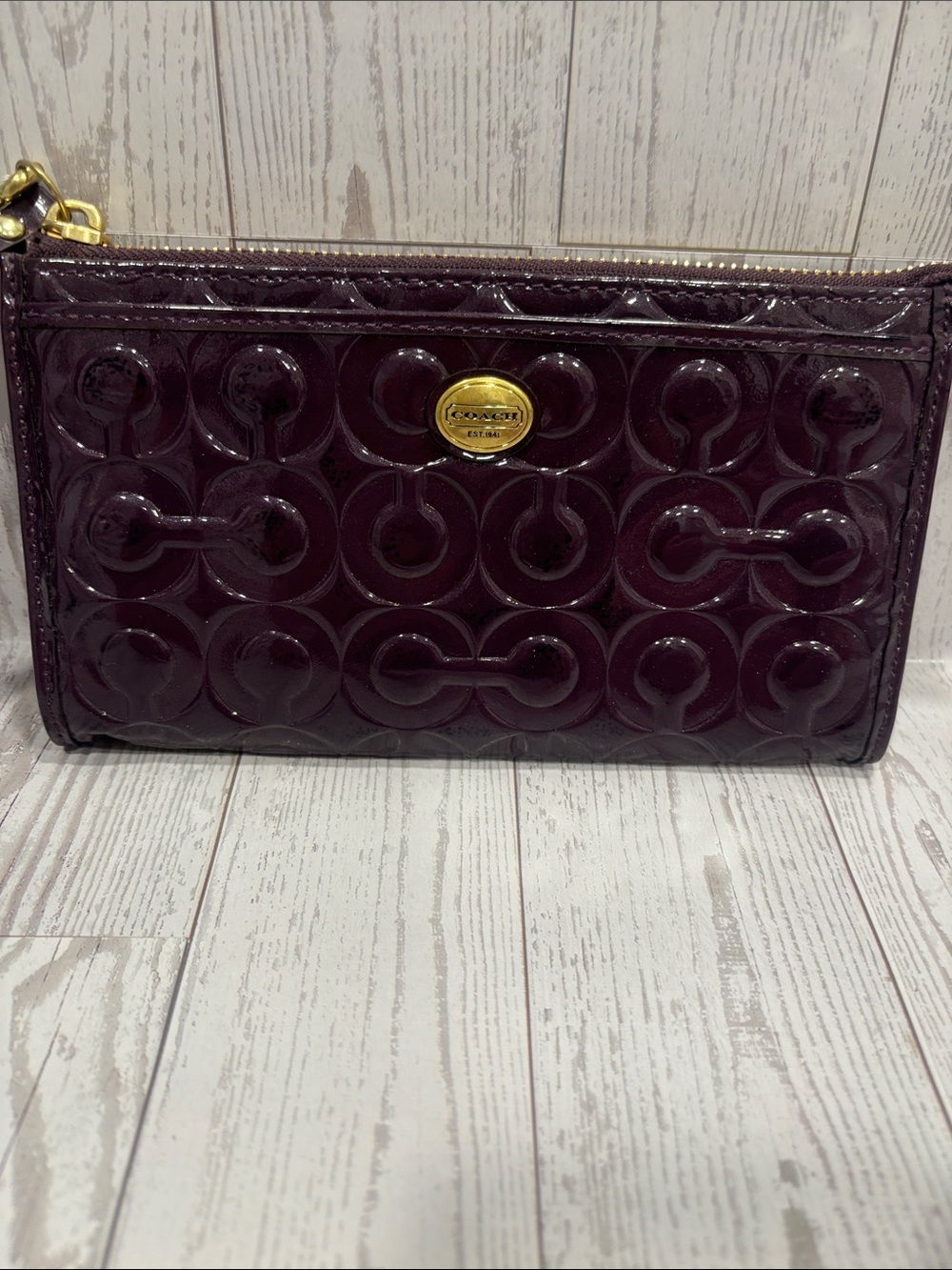 Coach Peyton Op Art Embossed Patent Leather Wristlet - Deep Plum